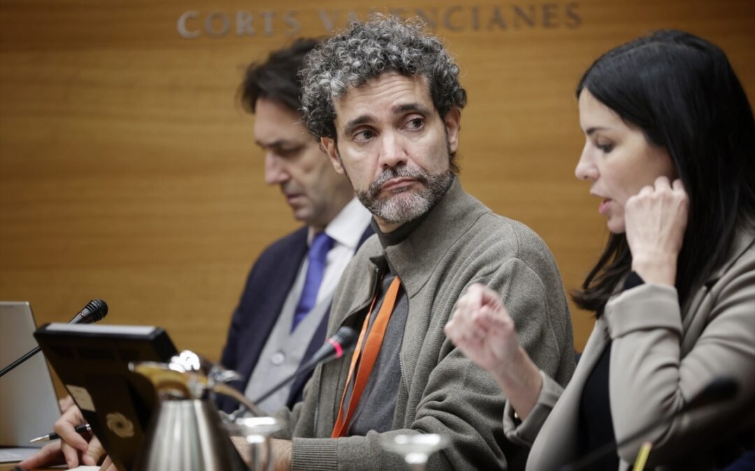 MIGUEL ÁNGEL ARTACHO SEÑALA EN LAS CORTES VALENCIANAS EL PAPEL DEL CAMBIO CLIMÁTICO EN LA DANA DEL 29 DE OCTUBRE